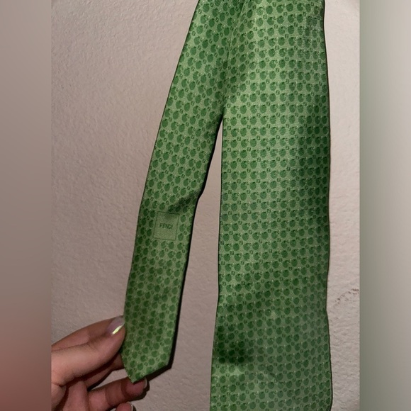 Fendi green printed silk mens tie made in Italy - Picture 3 of 8